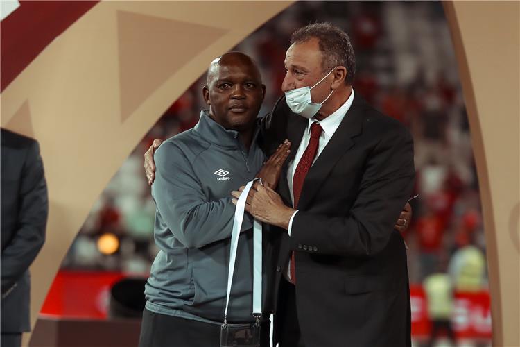 الخطيب يجتمع مع موسيماني لمناقشة مستجدات الأهلي