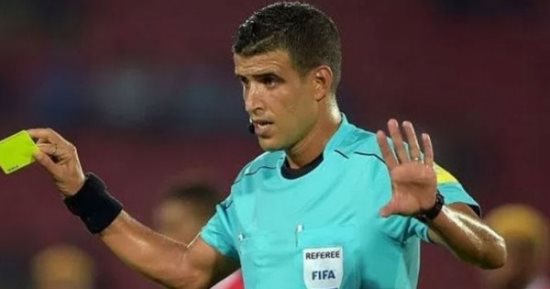 الكأف يستبعد مهدي عبيد بسبب مستواه الفني وأخطائه خلال مباراة الرجاء والأهلي