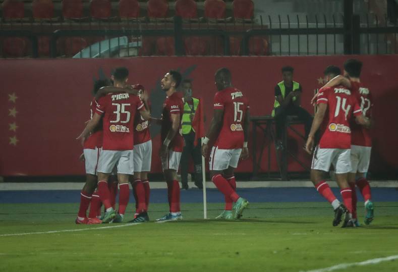 تعرف علي مؤجلات الأهلي وبيراميدز والمصري في الدوري المصري الممتاز