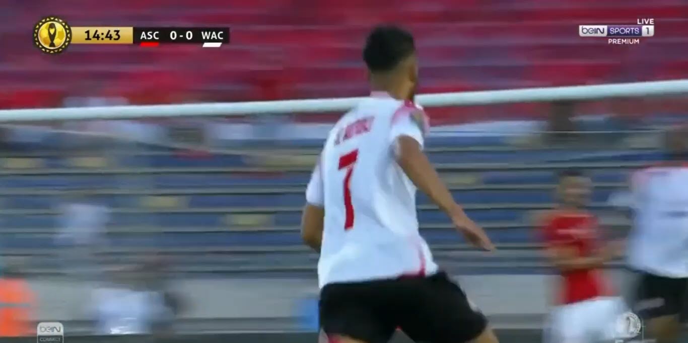 الشوط الأول بين الأهلي والوداد