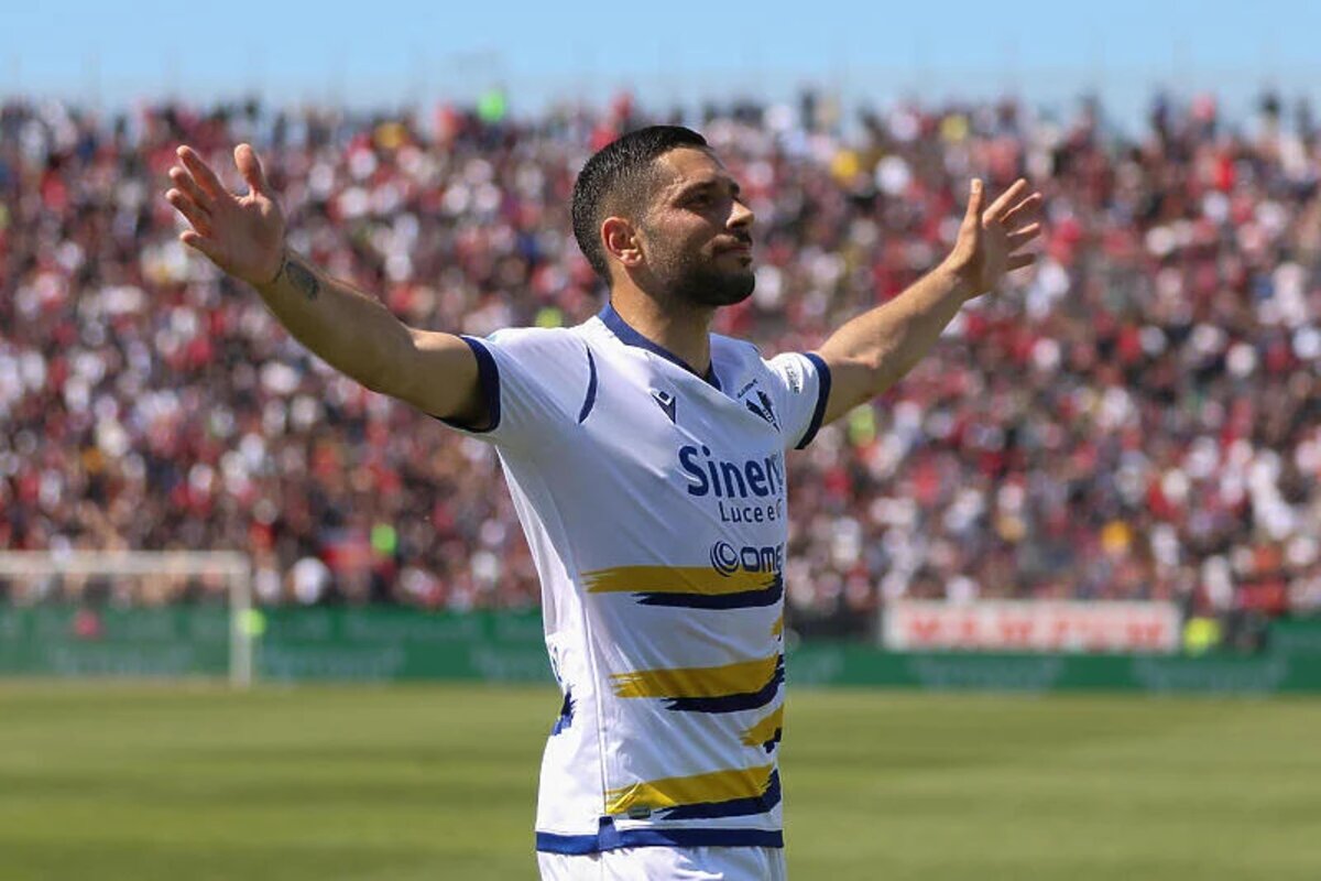 جماهير انتر ميلان تدعم بطلها السابق لتعطيل ميلان في الصراع على السكوديتو