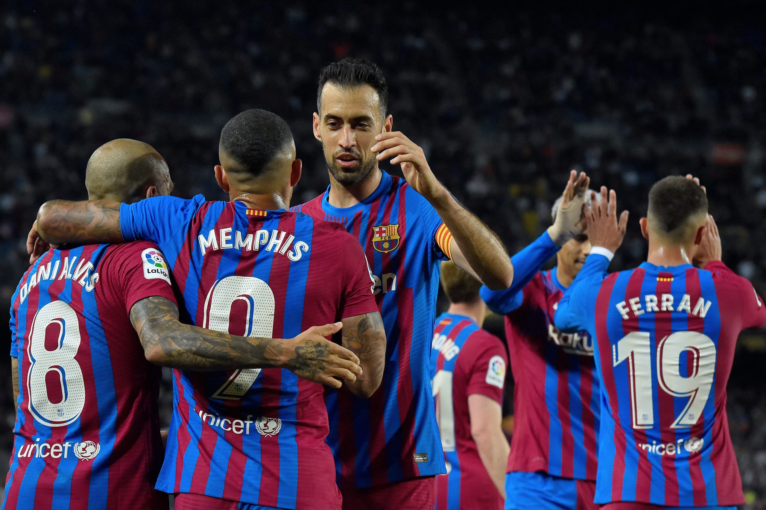 نجمي يوفنتوس ومانشستر سيتي أهم صفقات برشلونة