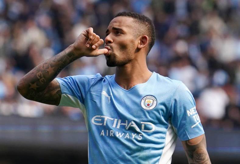 أرسنال يقترب من ضم جابريال خيسوس