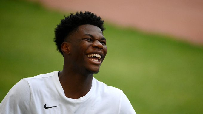 ريال مدريد يضم أوريلين تشواميني بشكل رسمي