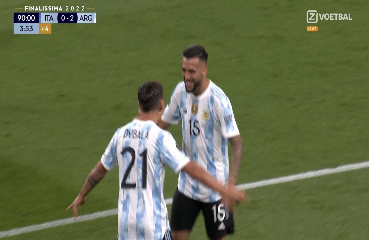 أهداف مباراة الأرجنتين وإيطاليا اليوم .. هدف دييابالا (3-0)