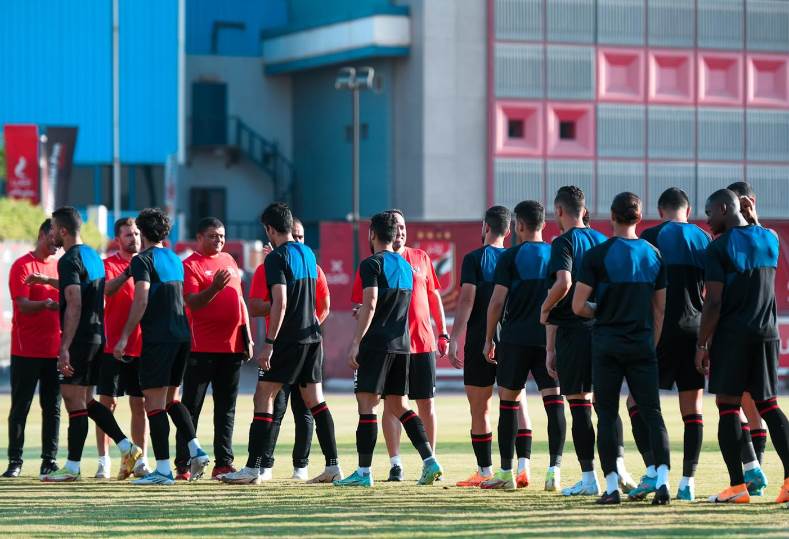 اتحاد الكرة المصري يعلن عن حكام مباراة الأهلي وبتروجيت في كأس مصر