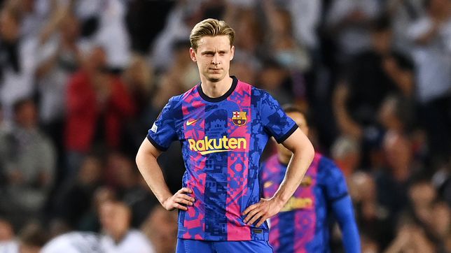 برشلونة يبحث عن حل جديد لمشكلة دي يونج