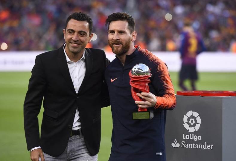 تشافي يغلق الأبواب أمام عودة ميسي