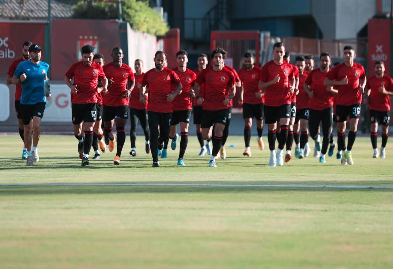 مران الأهلي اليوم .. سواريش وجلسه خاصة مع سيد عبدالحفيظ وطاهر يواصل التأهيل