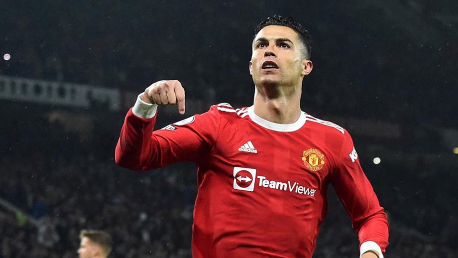 وكيل كريستيانو رونالدو يناقش مع لابورتا إمكانية ضم برشلونة للبرتعالي