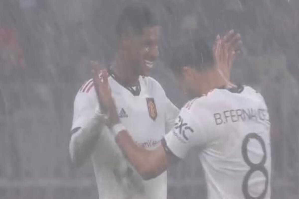 أهداف مباراة مانشستر يونايتد وأستون فيلا (2-2) اليوم وديًا