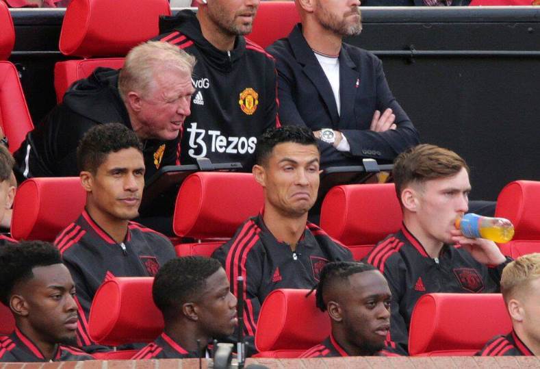 خسارة برايتون تحبط جماهير مانشستر يونايتد وسط توقعات بتكرار الموسم الماضي