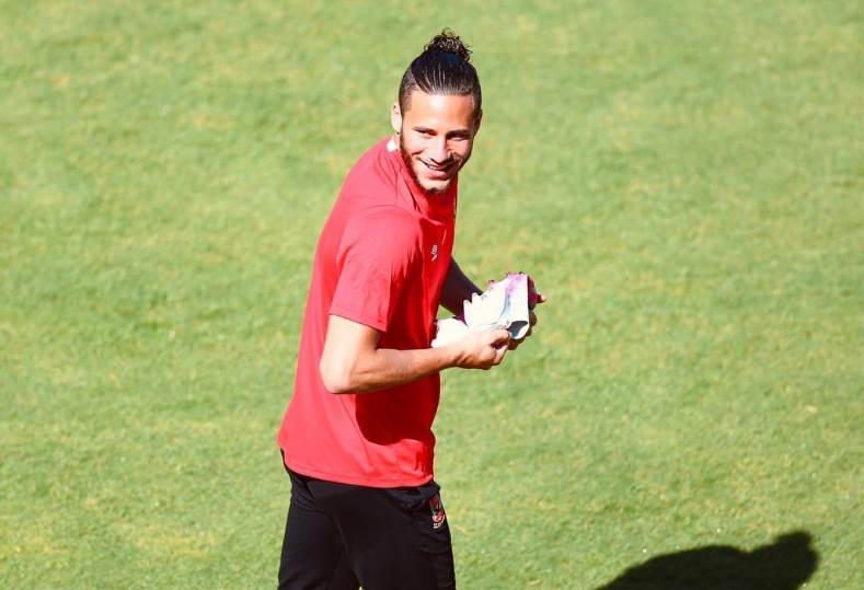 إكرامي يواصل فتح باب التكهنات عن رجوع رمضان صبحي إلى النادي الأهلي