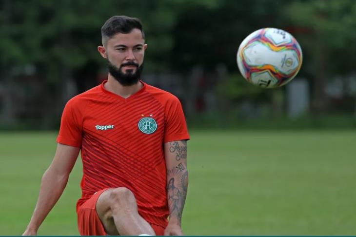 الأهلي مهدد بفقد البرازيلي سافيو فى أولي مباريات الفريق الرسمية