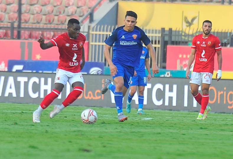 بين الرحيل والصفقات الجديدة .. سوق انتقالات ناري في انتظار المارد الأحمر