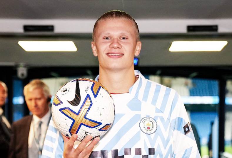 هالاند التاريخي يقتل صراع المنافسة علي الحذاء الذهبي برقم غير مسبوق