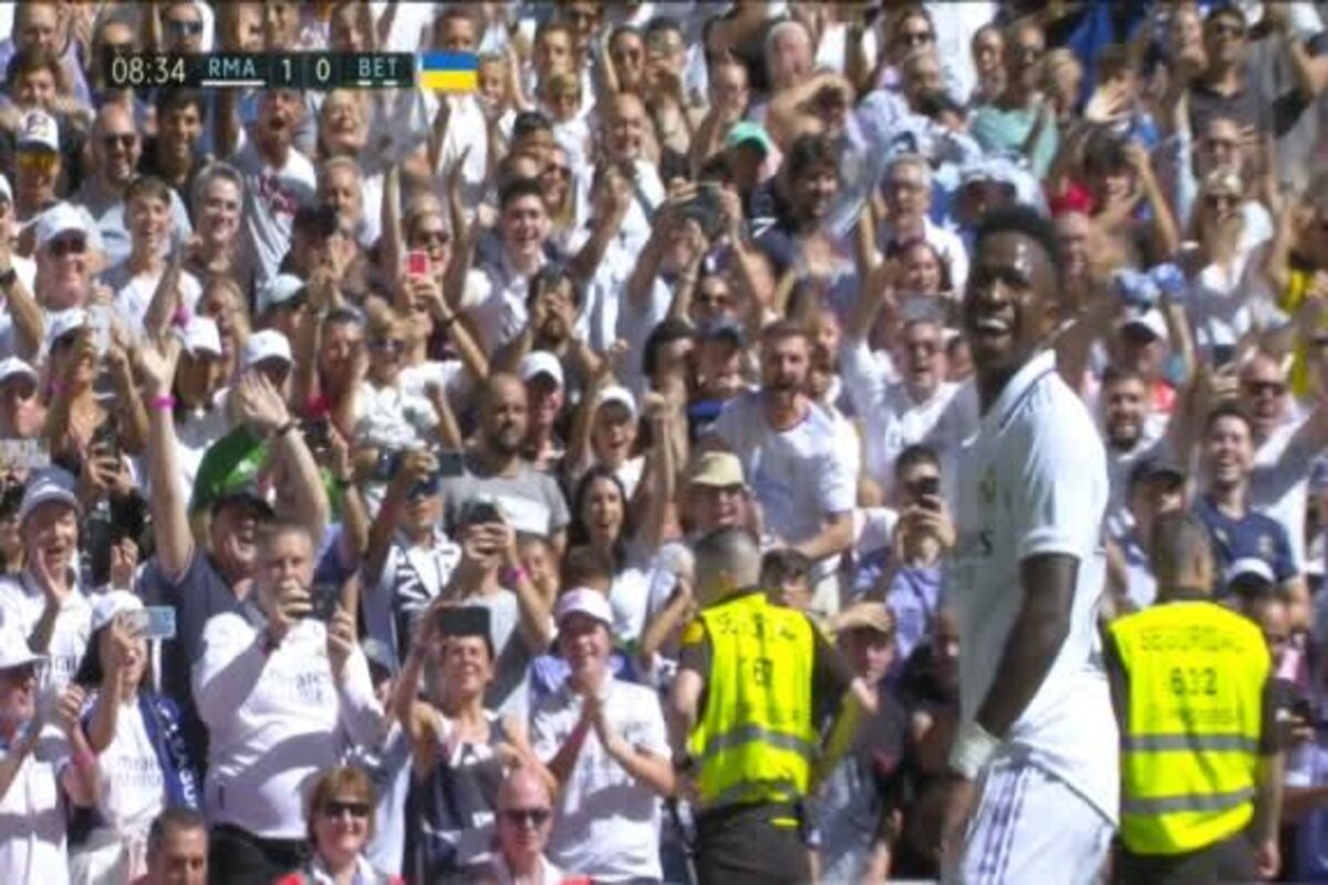 أهداف مباراة ريال مدريد وريال بيتيس اليوم.. هدف فينيسيوس جونيور