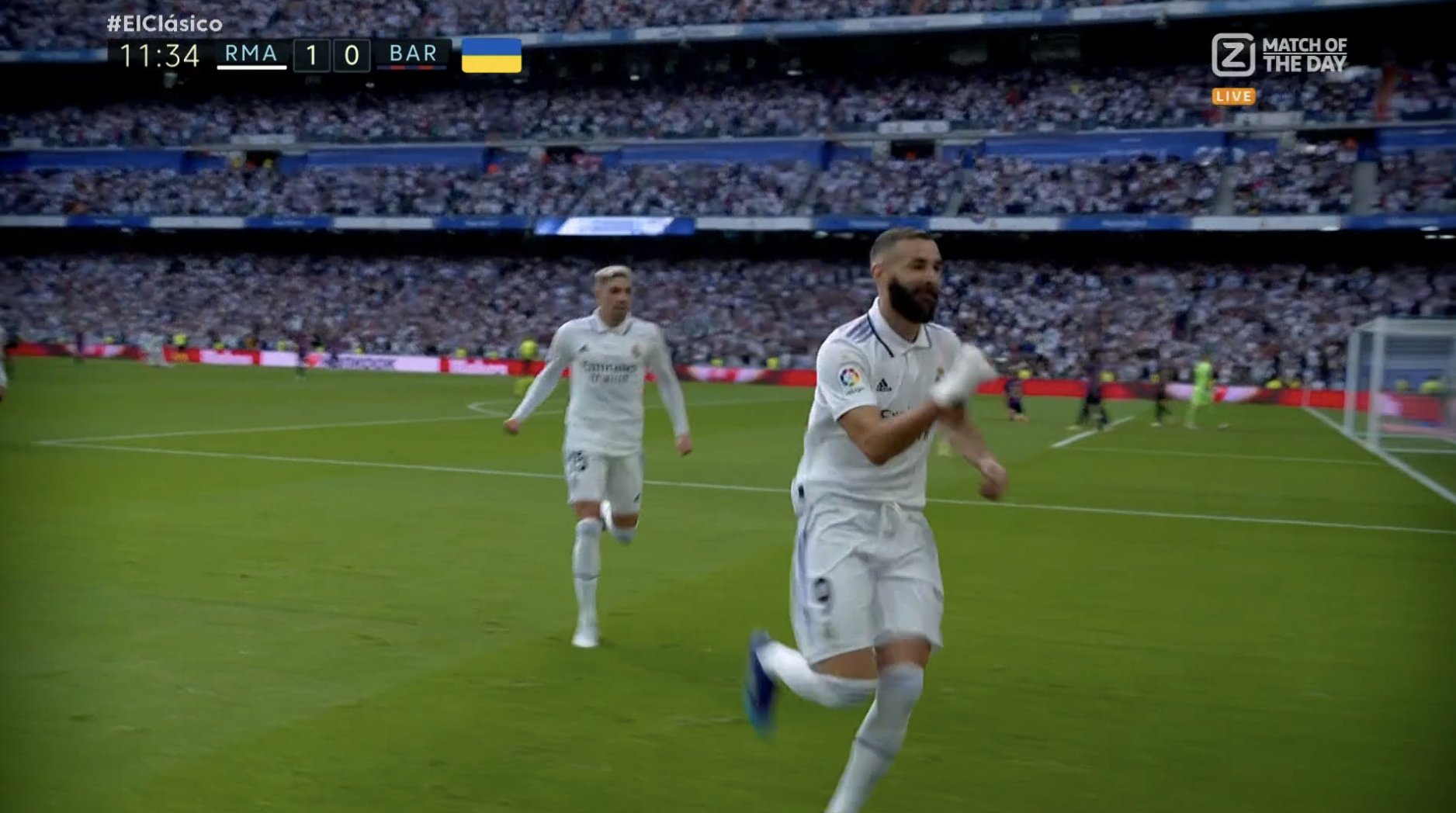 أهداف مباراة ريال مدريد وبرشلونة اليوم .. هدف كريم بنزيما (1-0)