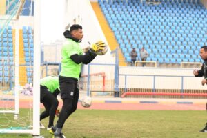 حارس الاسماعيلي يشن حرب علي مجلس إدارة الفريق 