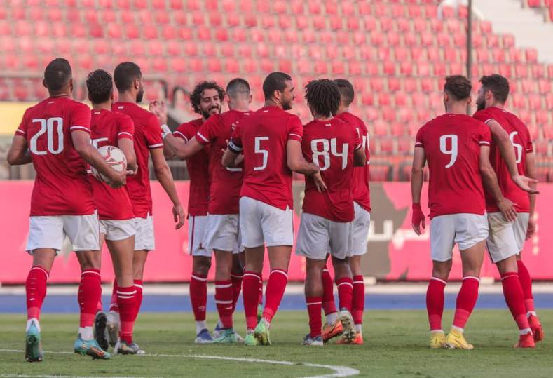 نجم الفريق خارج تشكيل الأهلي الأساسي امام الاتحاد المنستيري