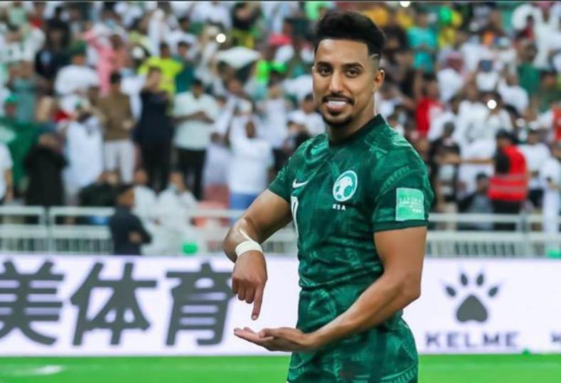 سالم الدوسري التاريخي الذي خطف الأضواء من ميسي وسجل هدف عالمي