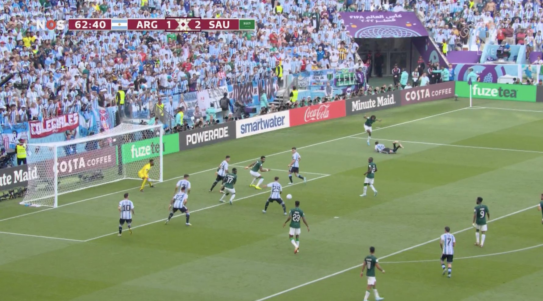 تشيزنى التاريخى يصعد ببولندا والعويس تألق ولكنه أضاع في الجولة الثالثة آمال السعوديين