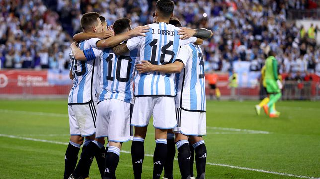 ميسي على رأس قائمة الأرجنتين فى كأس العالم قطر 2022