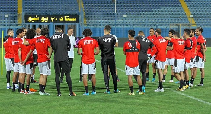 غضب فيتوريا من الشناوي وحقيقة استبعاده