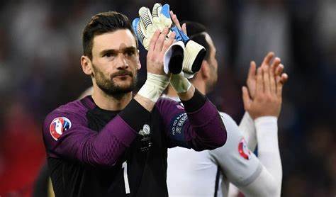 حارس فرنسا: مباراة تونس صعبة بسبب كثرة الجماهير في قطر