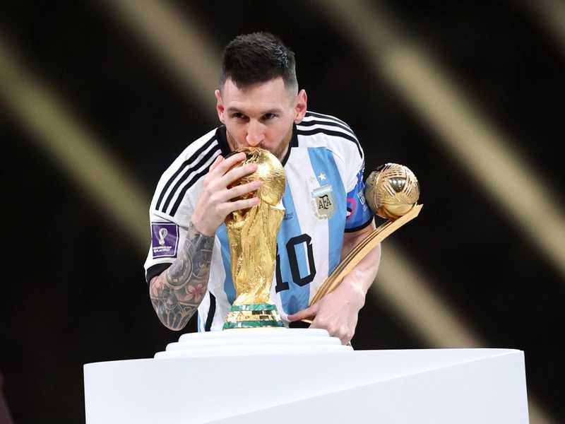 الصحف العالمية تتغني بميسي بعد فوز الأرجنتين بكأس العالم قطر 2022