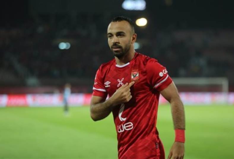 تفاصيل العرض المغري من السعودية لضم أفشة ورأى إدارة الأهلي المفاجئ