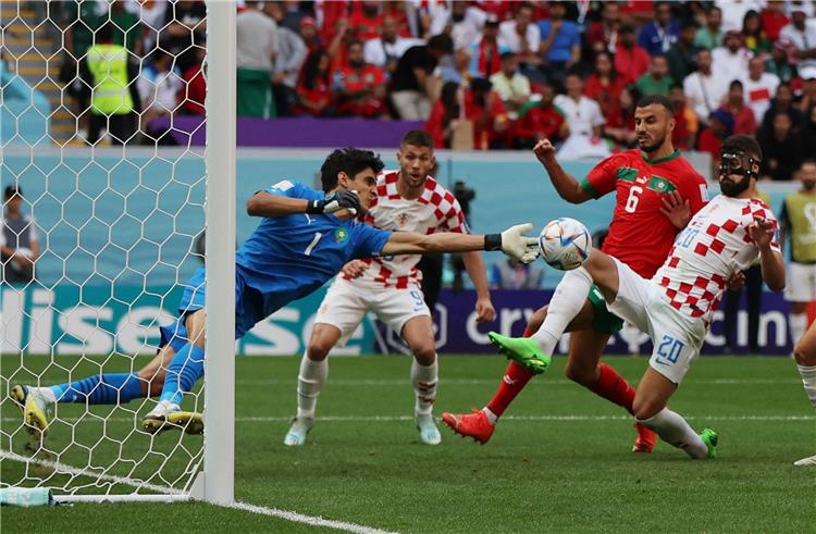 طاقم تحكيم عربي يقود مباراة المغرب وكرواتيا علي برونزية كأس العالم قطر 2022
