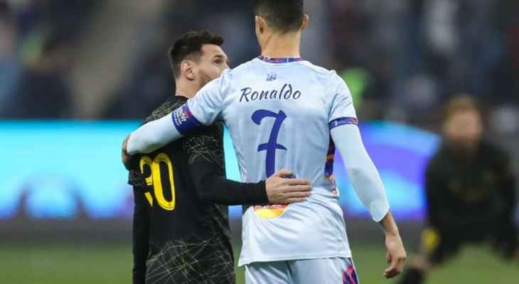 علي حسابه الشخصي..ميسي ينشر صورة عناق رونالدو بعد مباراة موسم الرياض