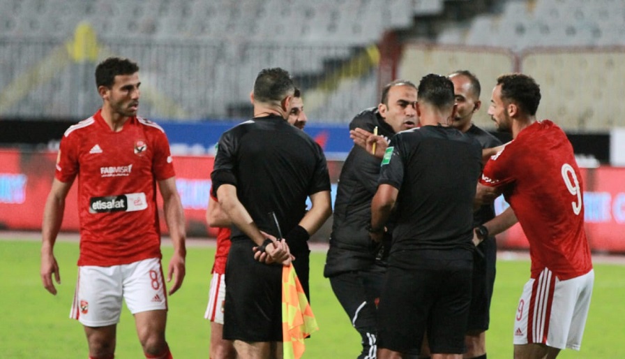 25 ألف جنيه..عقوبة متوقعة علي سيد عبدالحفيظ بسبب إعتراضه على حكم لقاء المصري