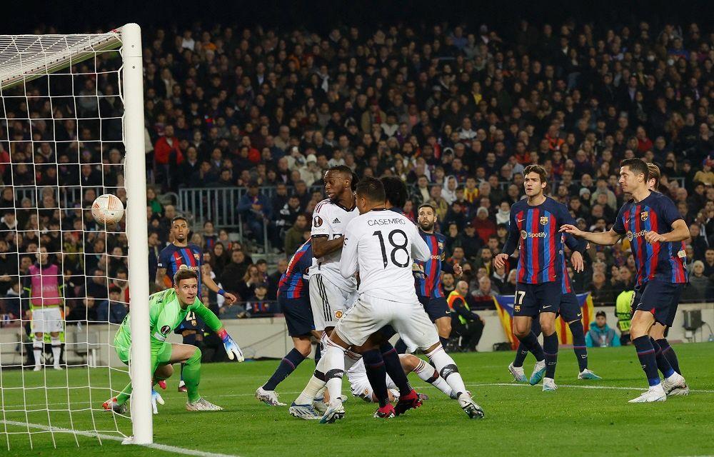 بالترددات..القنوات المفتوحة الناقلة لمباراة برشلونة ومانشستر يونايتد في الدوري الأوروبي