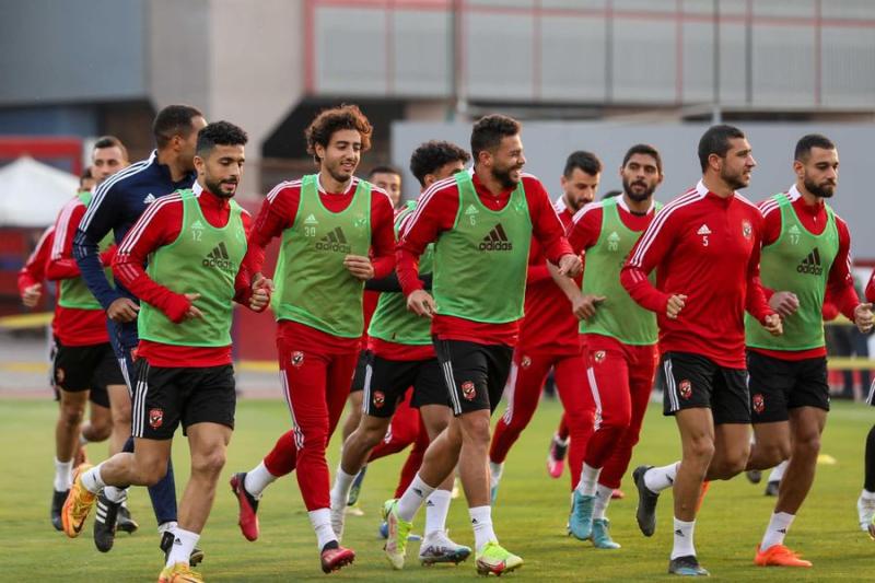 بالاسماء..غياب 4 من نجوم الأهلي عن مواجهة الداخلية بالدوري الممتاز