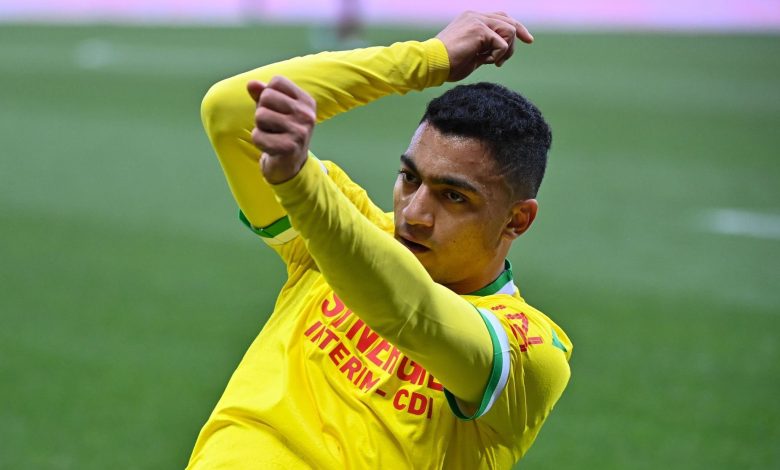 تقارير تركية..نانت يتراجع عن تفعيل بند شراء مصطفى محمد واللاعب يعود إلى تركيا نهاية الموسم