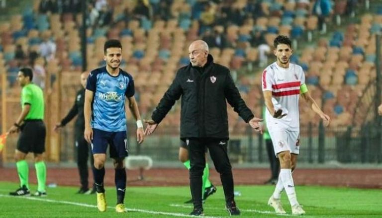 تعرف علي غيابات الزمالك أمام بيراميدز غدا في الدوري المصري