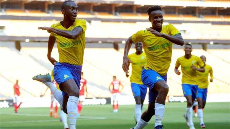 طلب عاجل من كاف للاتحاد السوداني بشأن مباراة الهلال وصن داونز