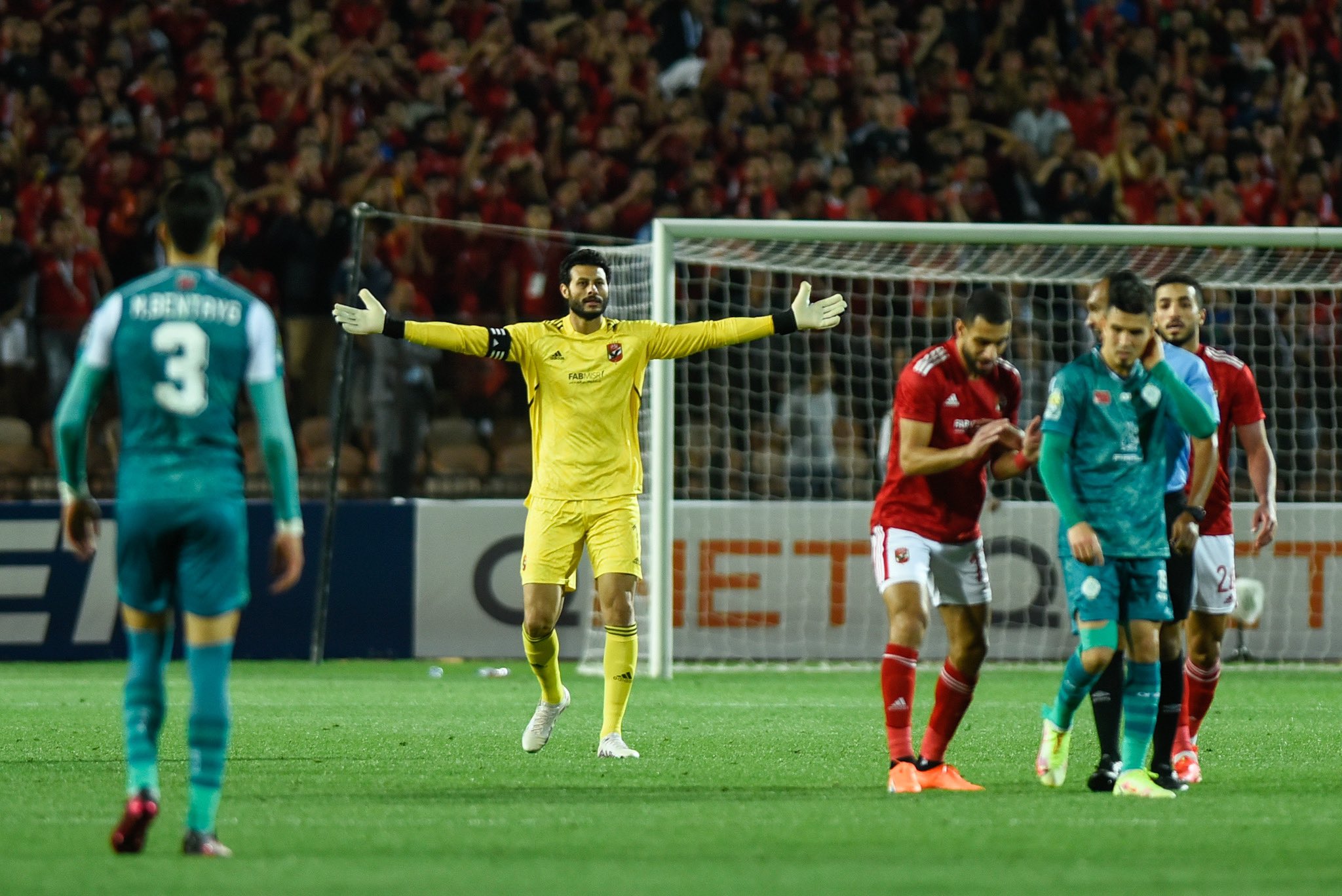 الأهلي ضد الرجاء المغربي