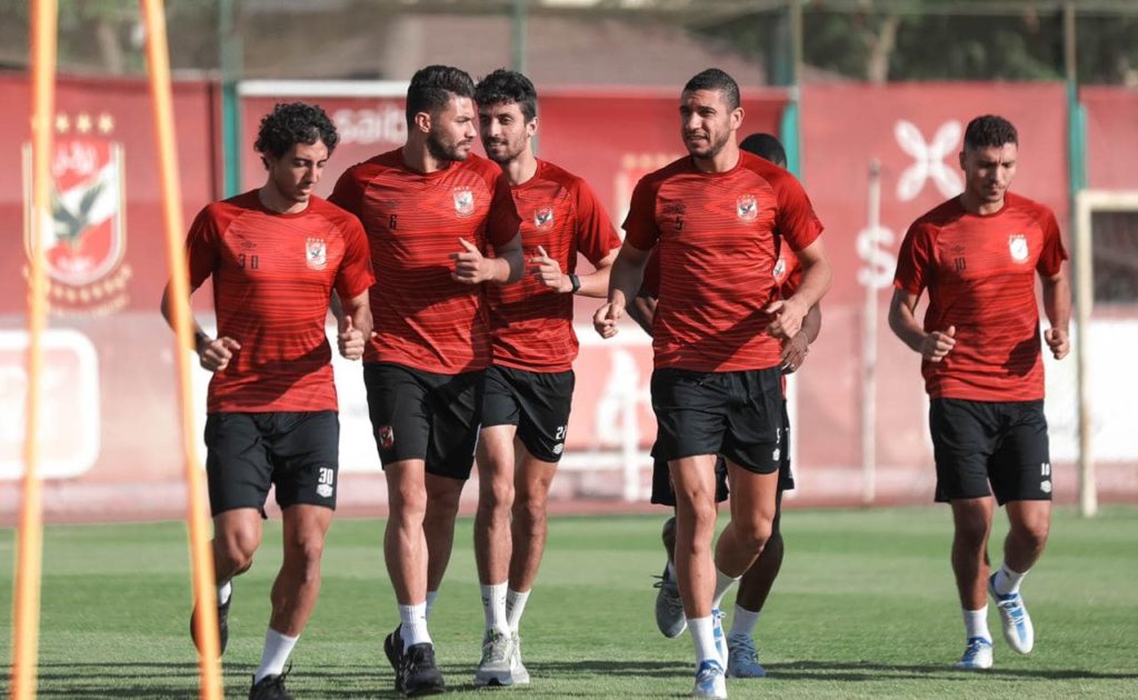 حقيقة أنباء انتقال نجم الأهلي إلي الزمالك الصيف المقبل..وكيل اللاعب يرد