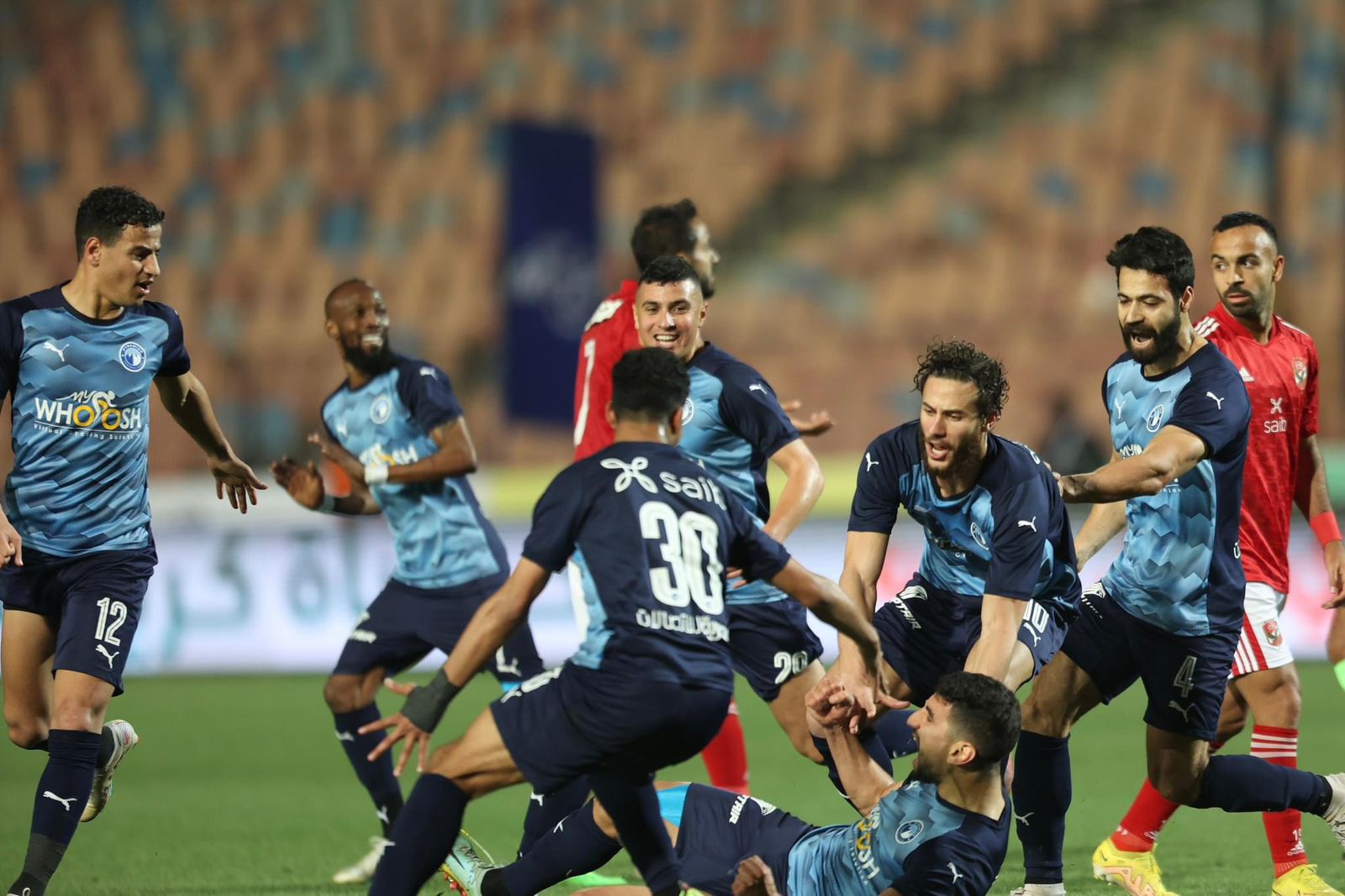 بيراميدز والأهلي