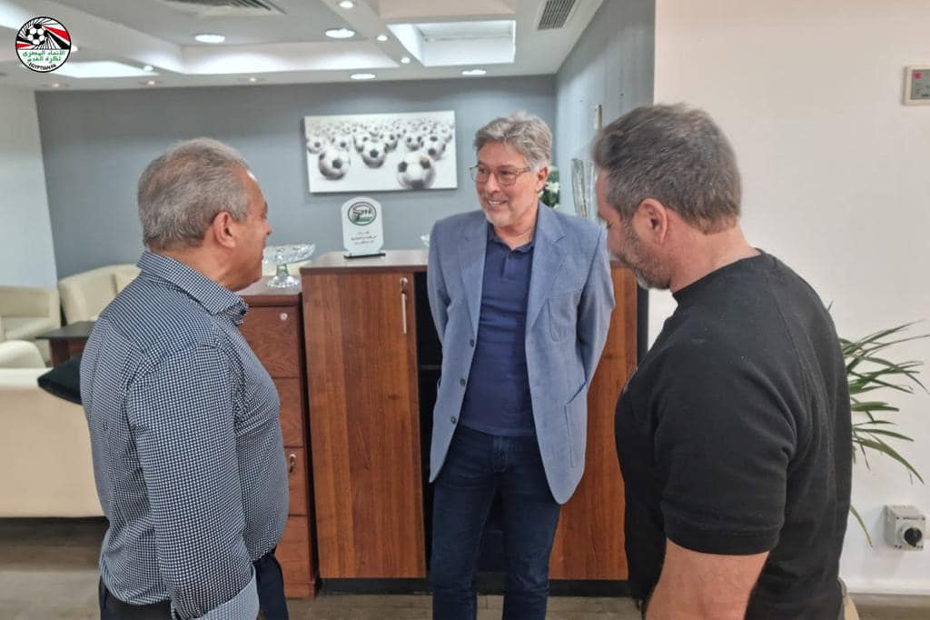 بيريرا رءيس لجنة الحكام