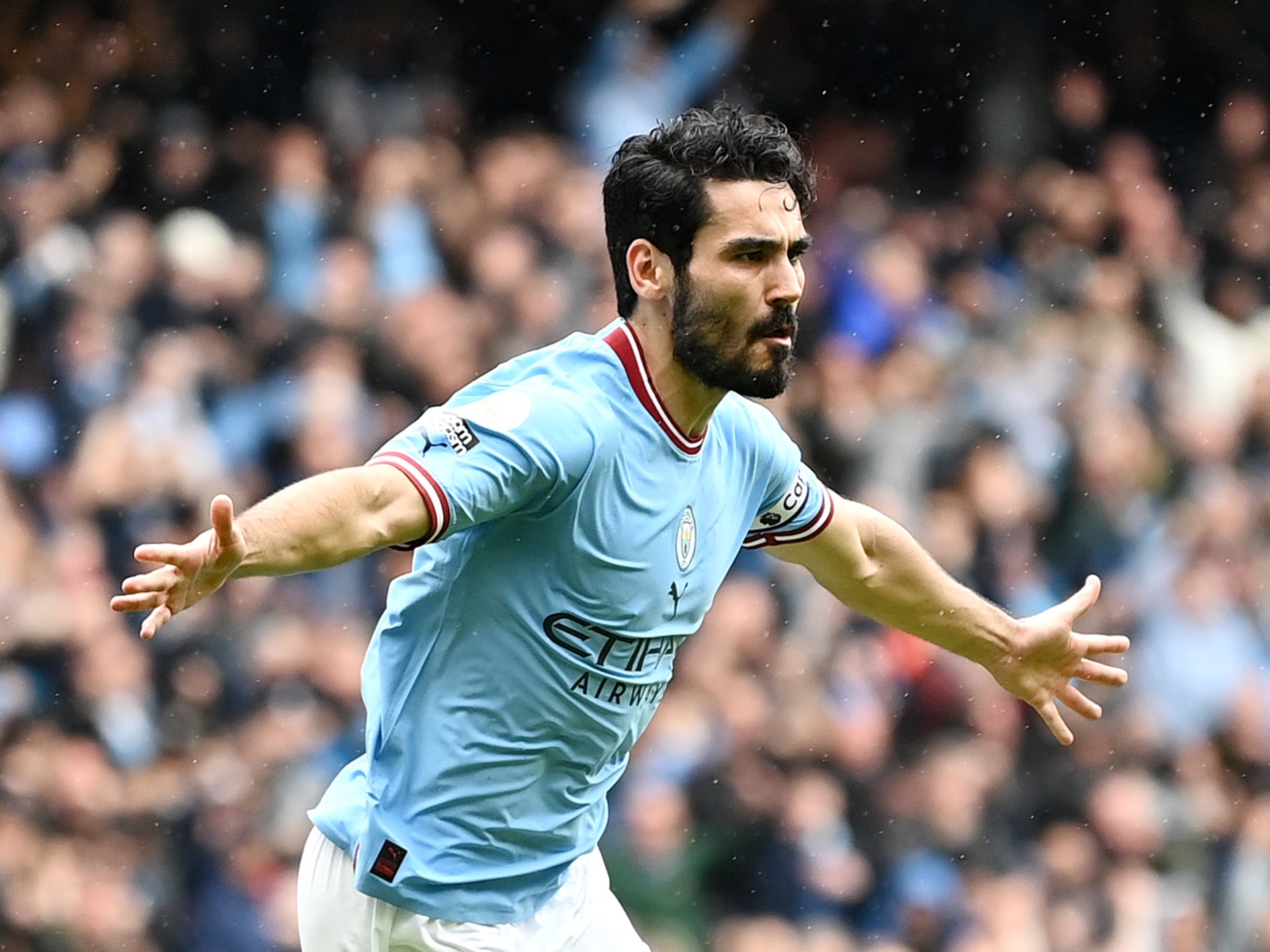 الكاي غوندوغان لاعب وسط فريق مانشستر سيتي ومنتخب ألمانيا.