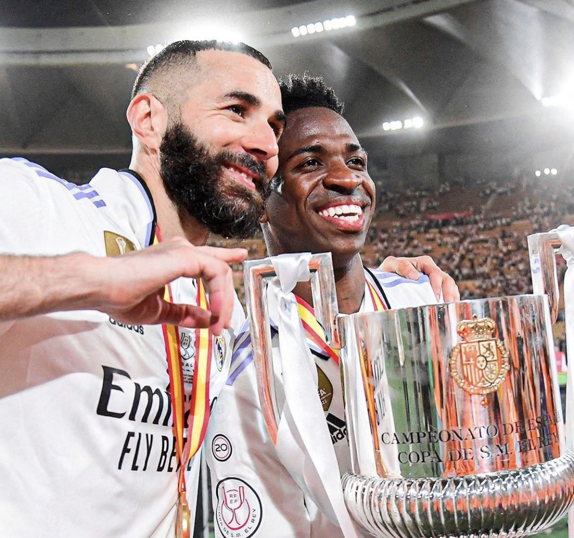 كريم بنزيما مع فينسيوس