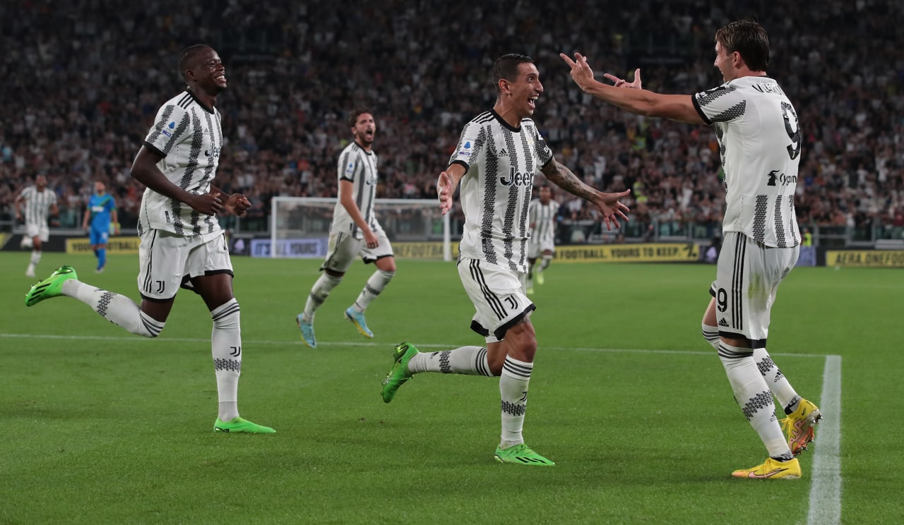 رسمياً.. يوفنتوس يعلن رحيل نجمه الصيف الجاري