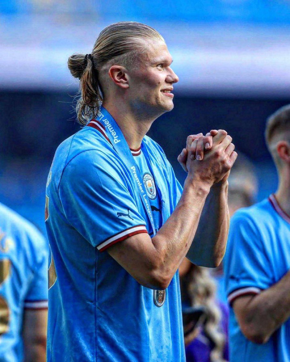 هالاند مهاجم مانشستر سيتي