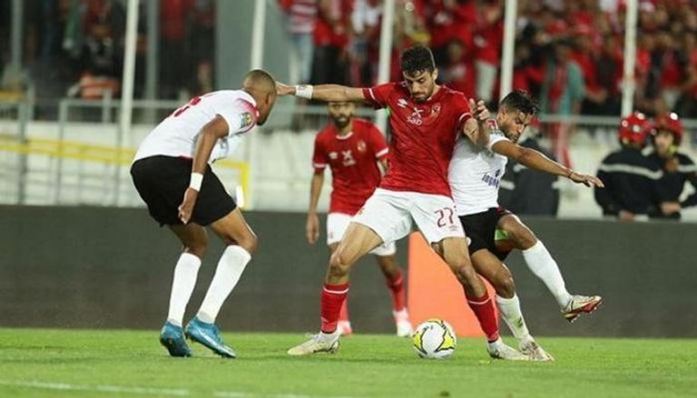 كاف يعلنها..32 قناة مجانية تنقل مباراة الأهلي والوداد في نهائي أفريقيا