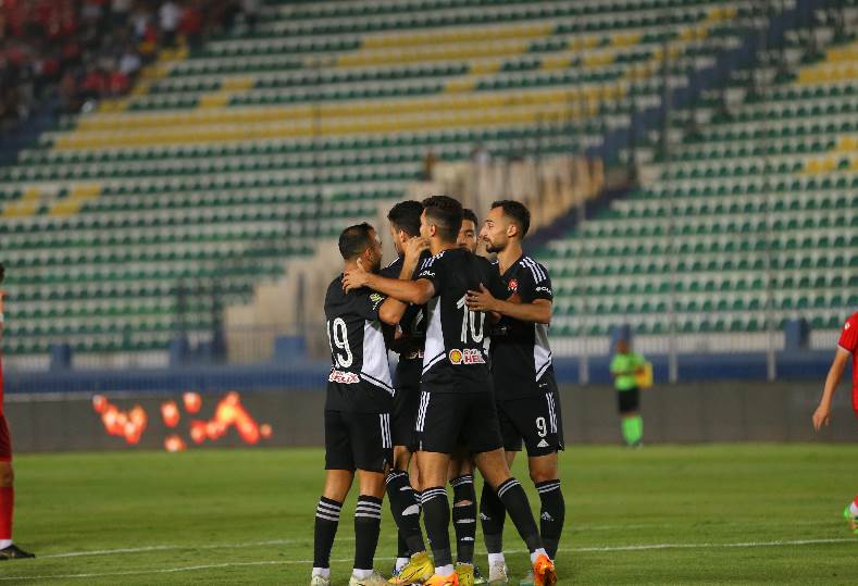 صدمة قوية..تعرف علي حقيقة إصابة نجم الأهلي وموقفه من المشاركة في المباريات القادمة