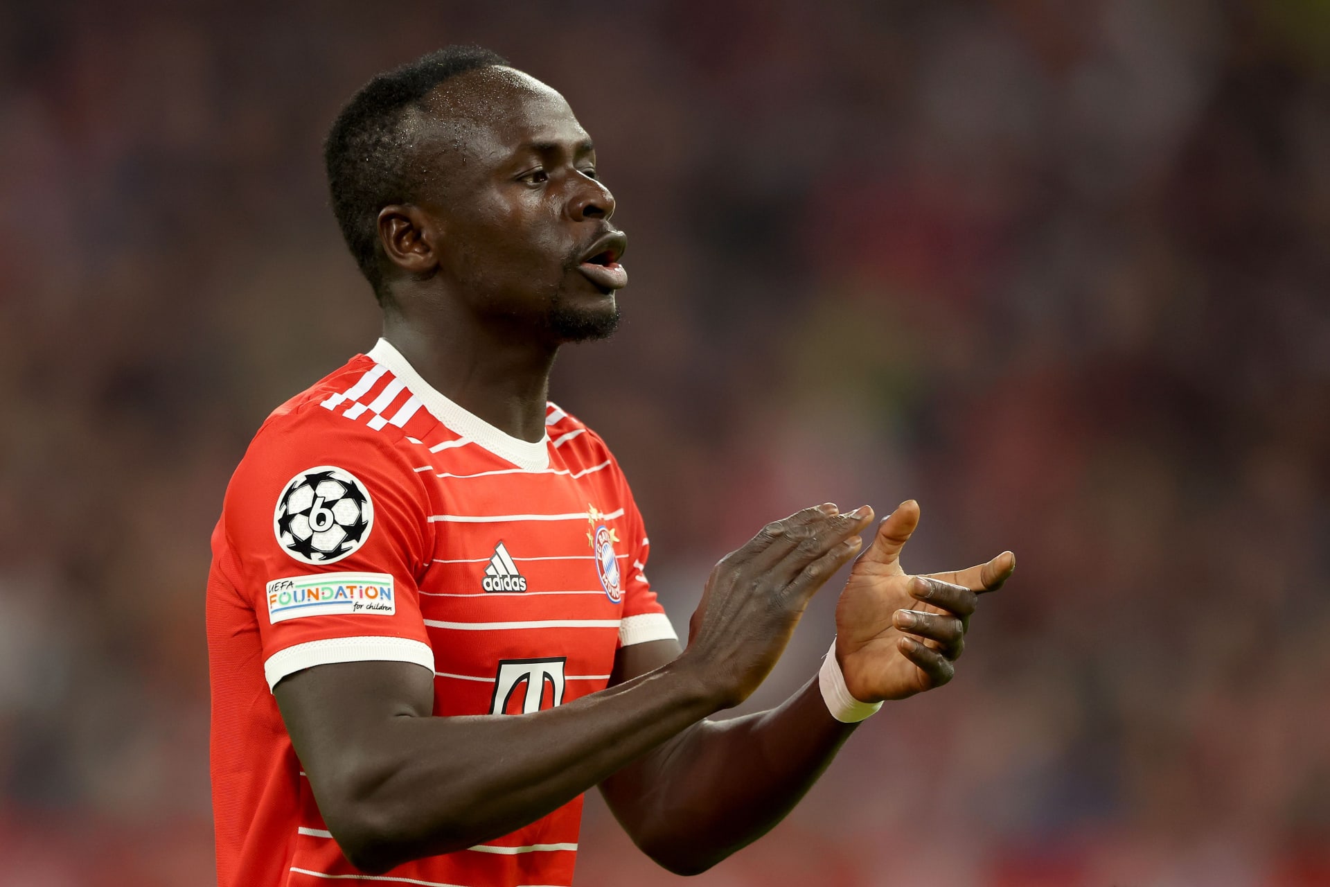 بعد إنخفاض قيمته السوقية..هل يقرر ساديو ماني البقاء مع بايرن ميونيخ الموسم المقبل